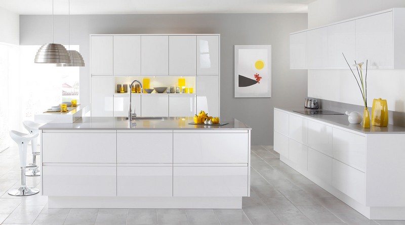 современная белая кухня в стиле модерн фото