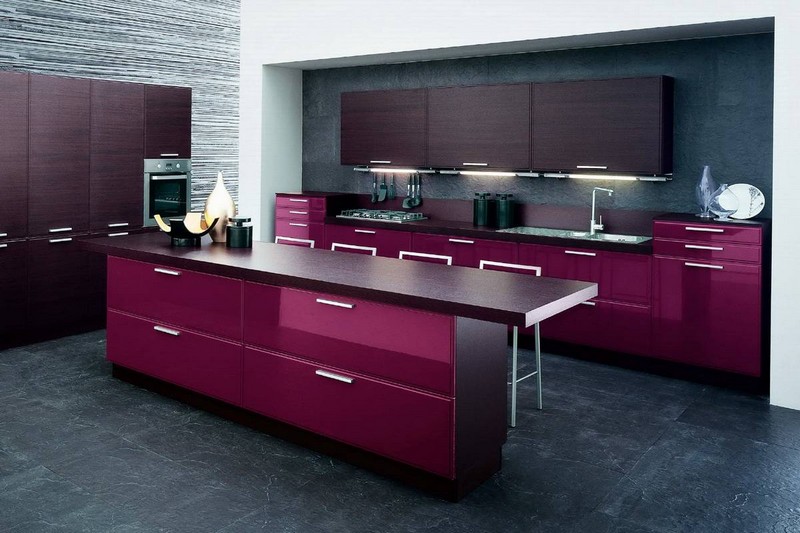 кухня в фиолетовых тонах фото