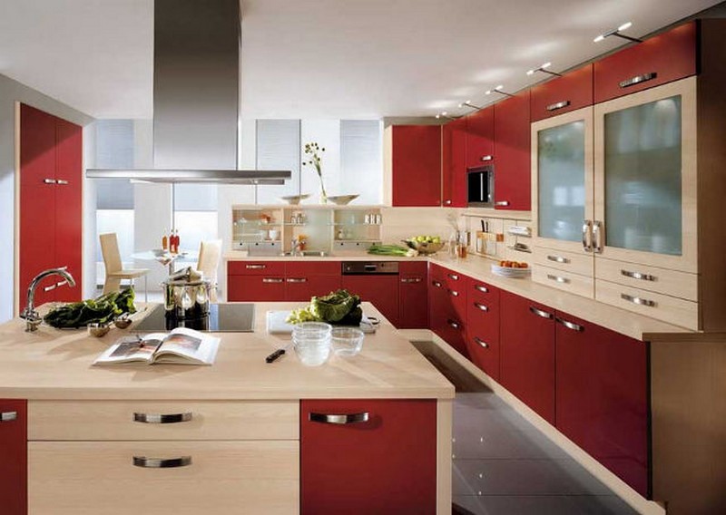 кухня бордовая с бежевым фото