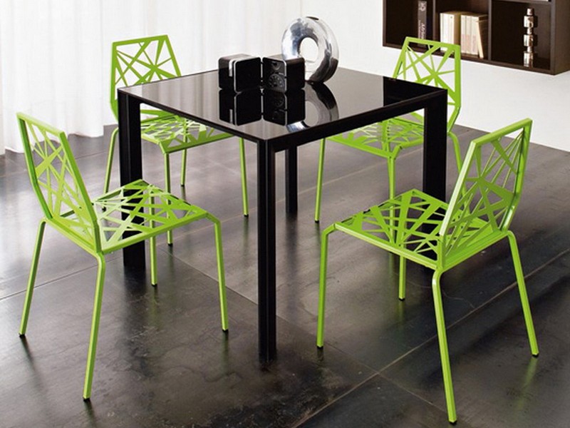 пластиковые стулья для кухни фото