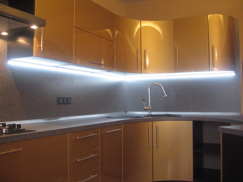 светодиодный светильник для кухни под шкаф фото